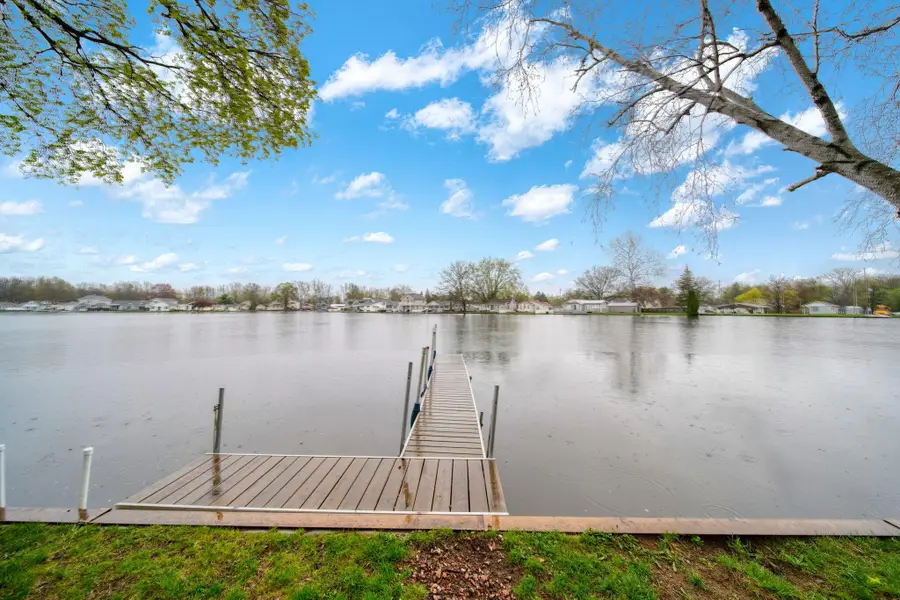 131 N Lakeside Drive, Michigan Center, MI 49254 - #2