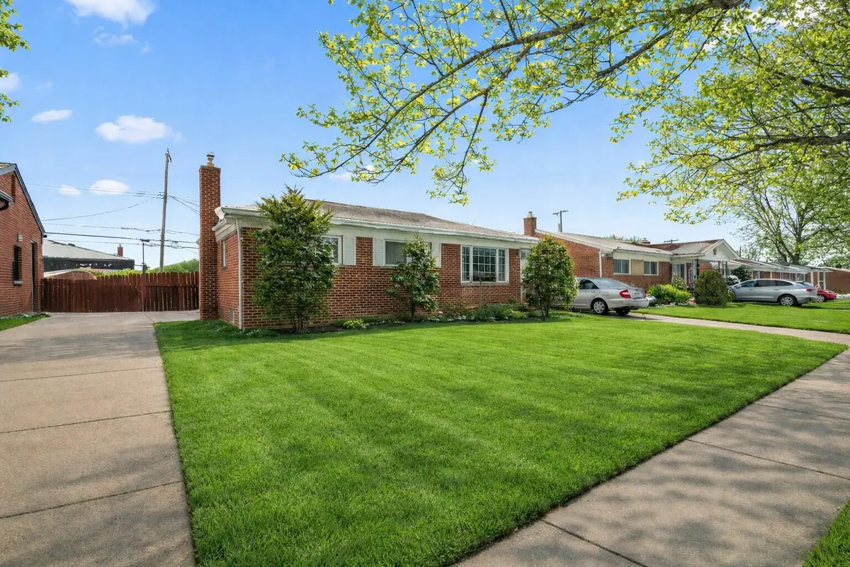 5845 Plainfield Street, Dearborn Heights, MI 48127 - #1