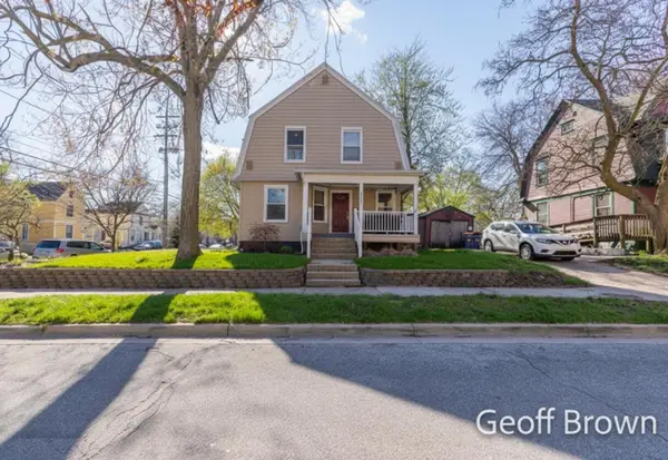 457 James Avenue Se, Grand Rapids, MI 49503