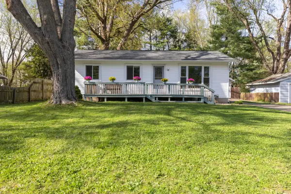 2831 Briarwood Drive, Kalamazoo, MI 49004