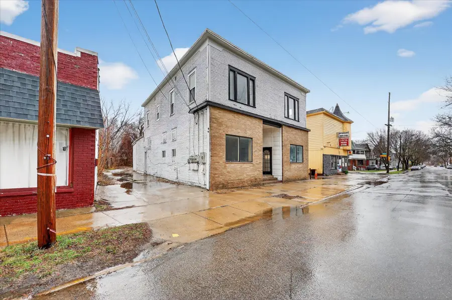 934 Butterworth Street Sw, Grand Rapids, MI 49504 - #2