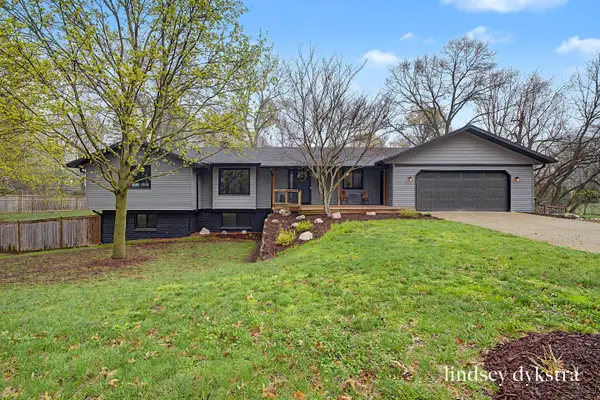 7437 30th Street Se, Ada, MI 49301