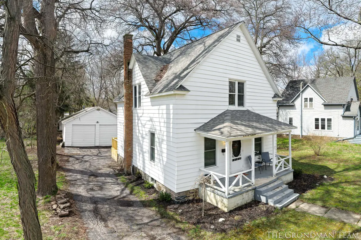 113 N Prospect Street, Belding, MI 48809 - #1