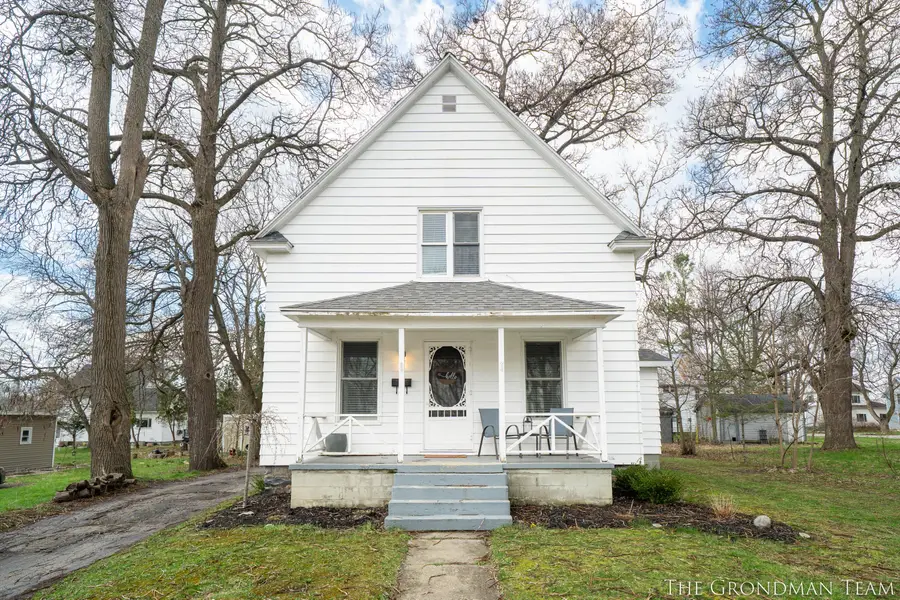 113 N Prospect Street, Belding, MI 48809 - #3