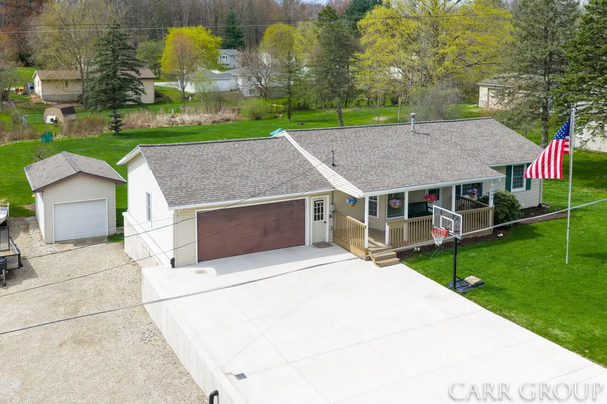 5045 Wakefield Avenue Ne, Comstock Park, MI 49321 - #1