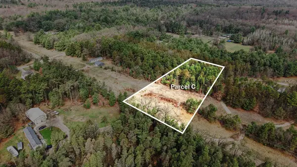 8821 E 76th Street #C, Howard City, MI 49329