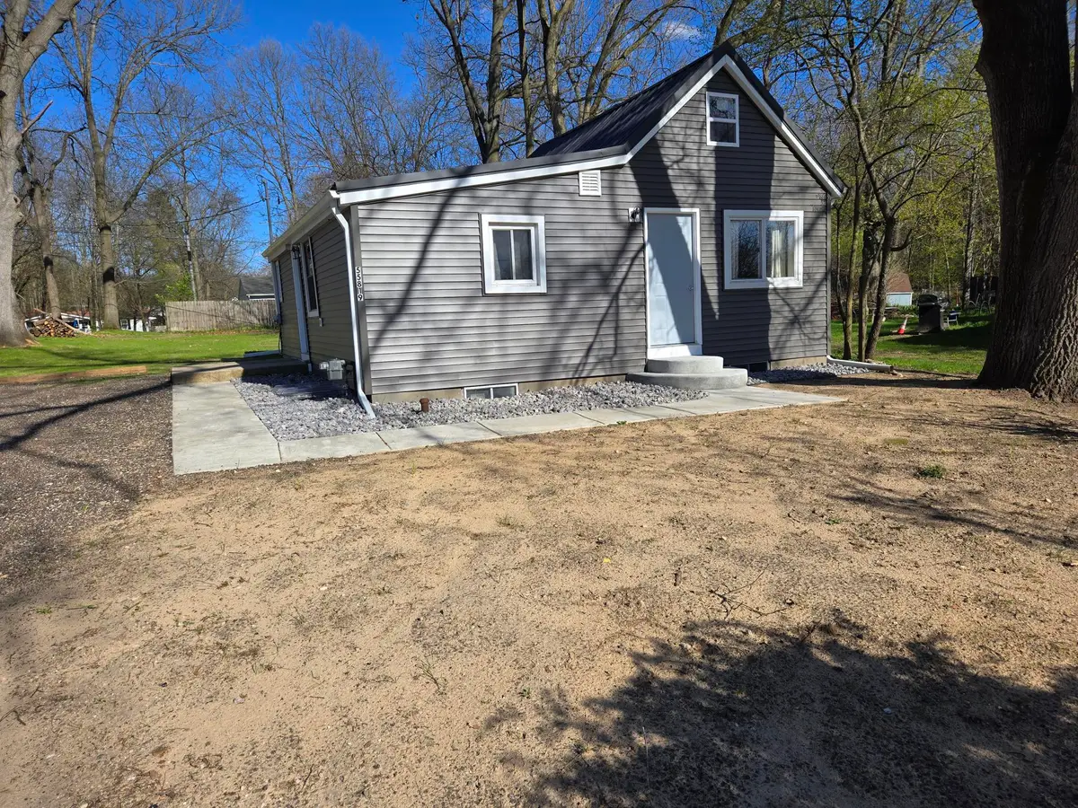 55819 Hamilton Street, Paw Paw, MI 49079 - #1