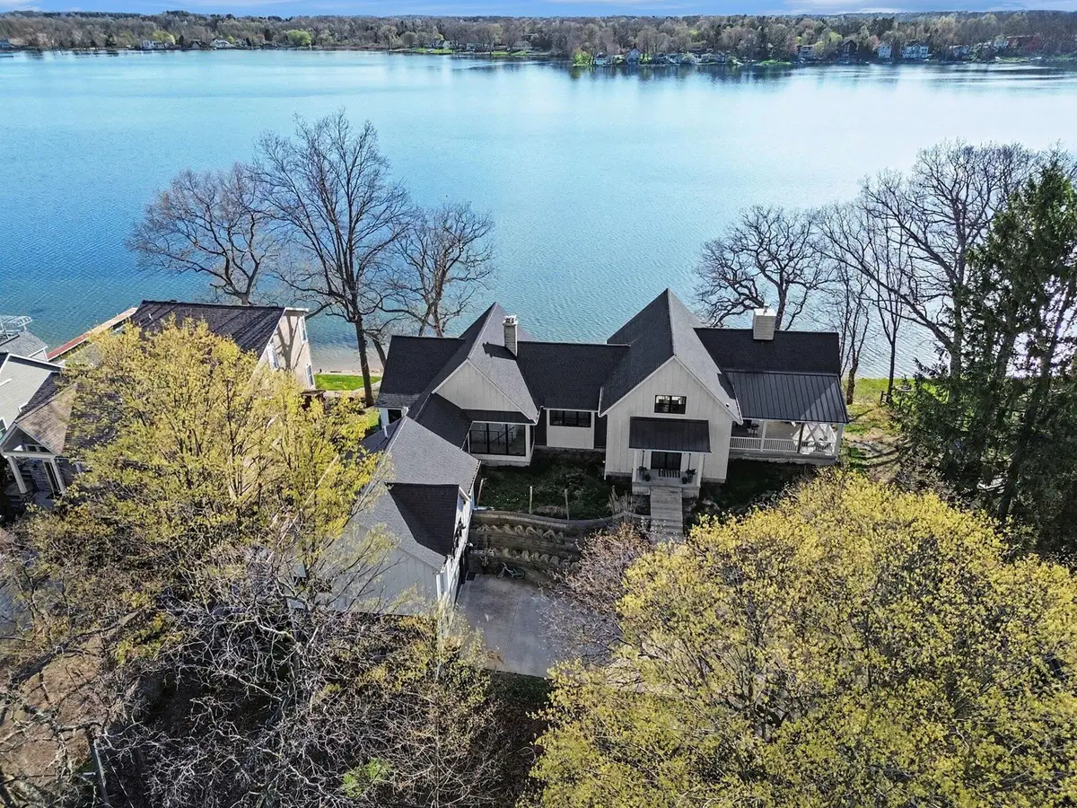 517 Glazier Road, Chelsea, MI 48118 - #1