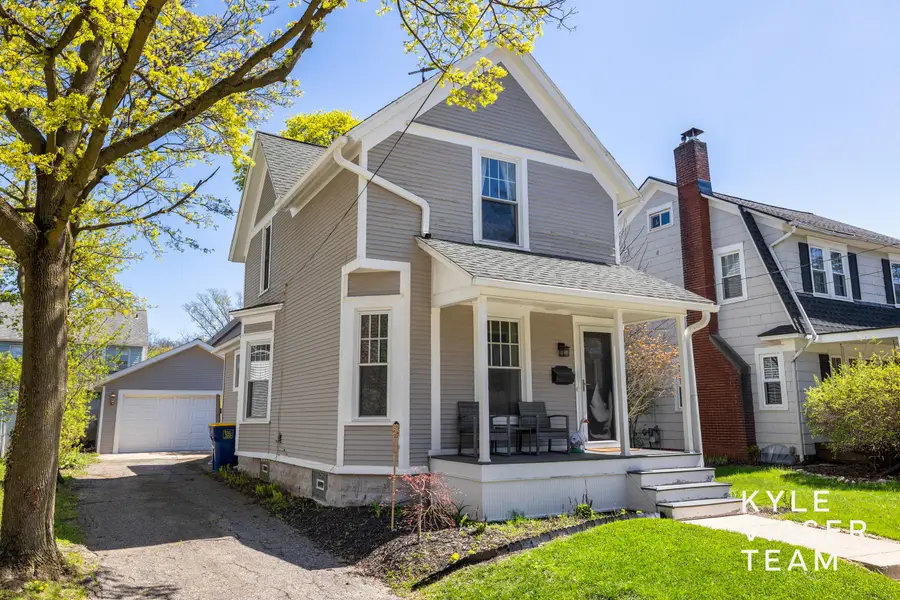 622 Gladstone Drive Se, East Grand Rapids, MI 49506 - #2