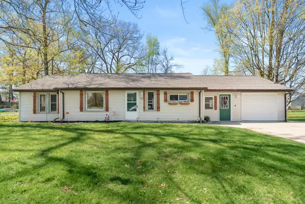 121 Prospect Street, Plainwell, MI 49080