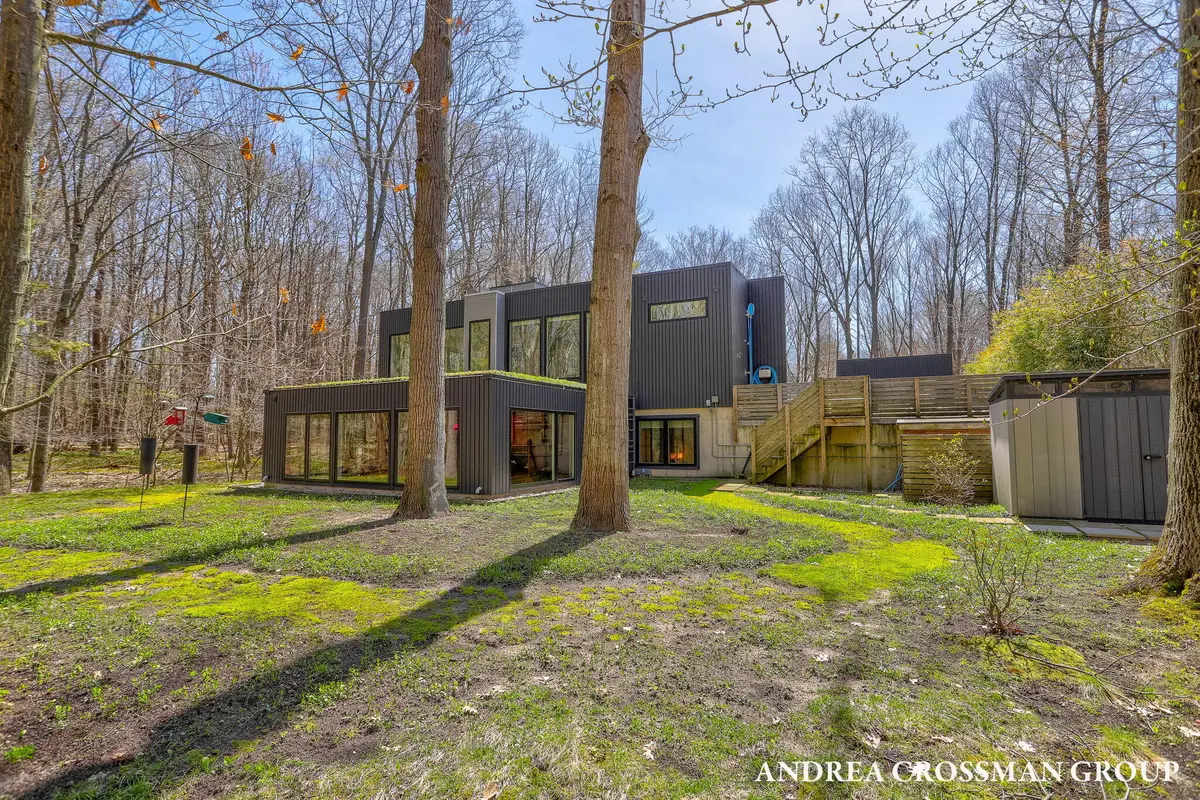 6919 Bendemeer Drive, Fennville, MI 49408 - #1