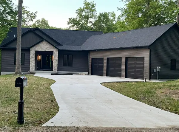 8670 N Island Drive #Lot 32 and 33, Canadian Lakes, MI 49346