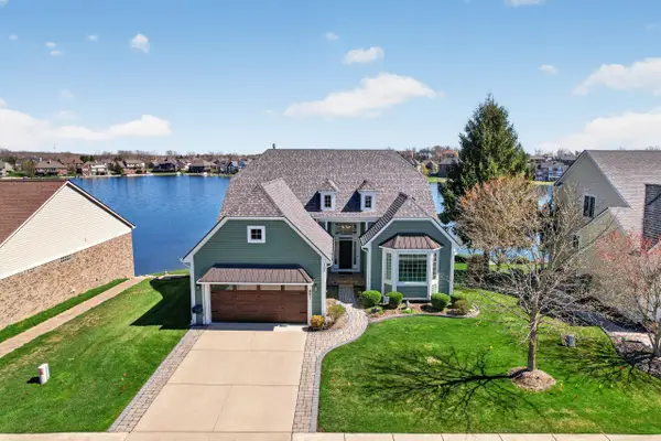 821 Cross Circle, Oxford, MI 48371