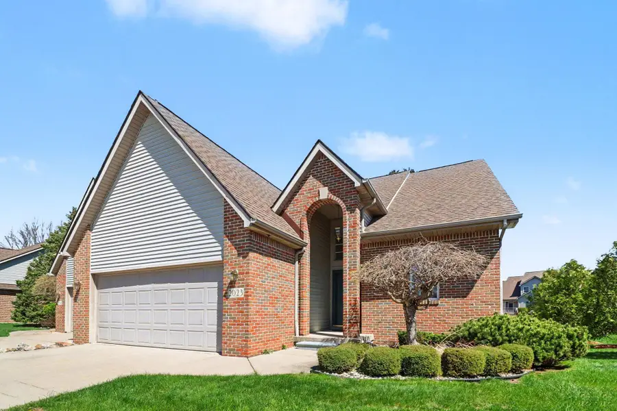 2023 Golfcrest Drive #5, Davison, MI 48423 - #3