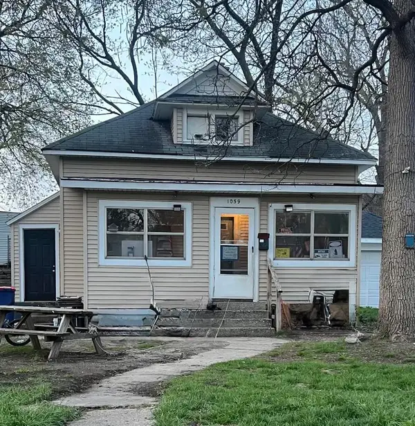 1059 Sherman Street Se, Grand Rapids, MI 49506