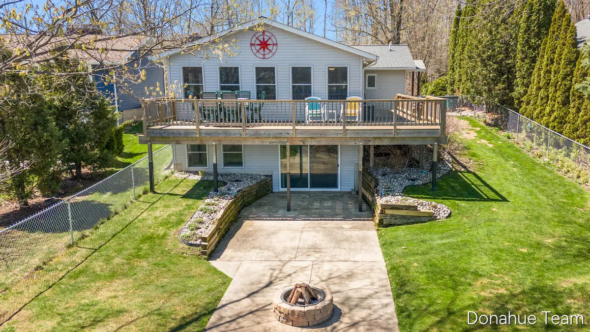 4460 S Sherman Avenue, Fremont, MI 49412 - #1