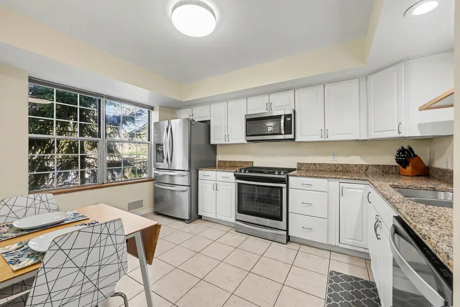 220 Lyn Anne Court, Ann Arbor, MI 48103 - #3