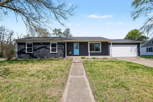 107 E Oakland Place, Battle Creek, MI 49015
