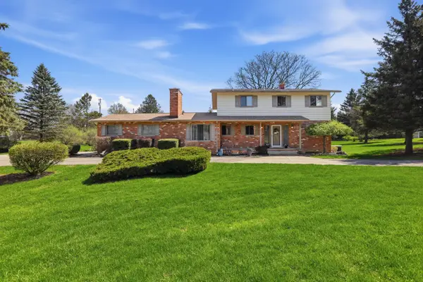 612 Dunross Drive, Milford, MI 48381