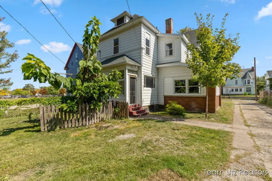 917 Jefferson Avenue Se, Grand Rapids, MI 49507 - #2