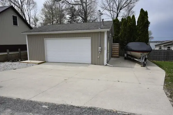 2690 Ovid Street, Crystal, MI 48818