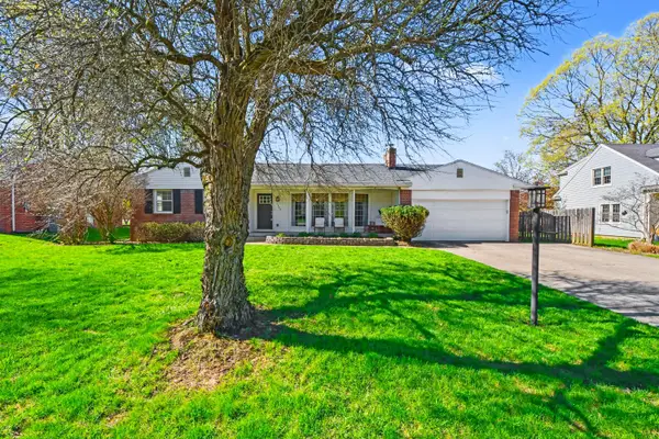 1658 Millbrook Street Se, Grand Rapids, MI 49508