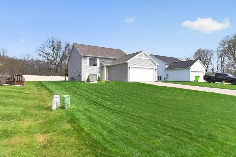 603 Independence Avenue, Jackson, MI 49201 - #3