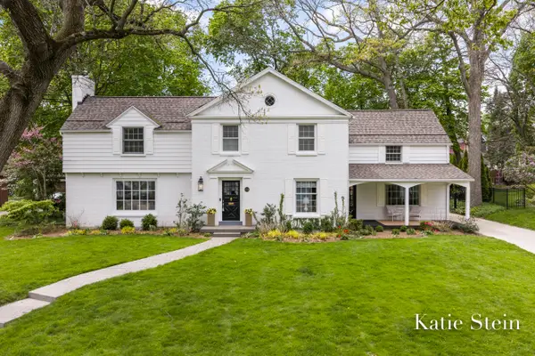 833 Gladstone Drive Se, East Grand Rapids, MI 49506