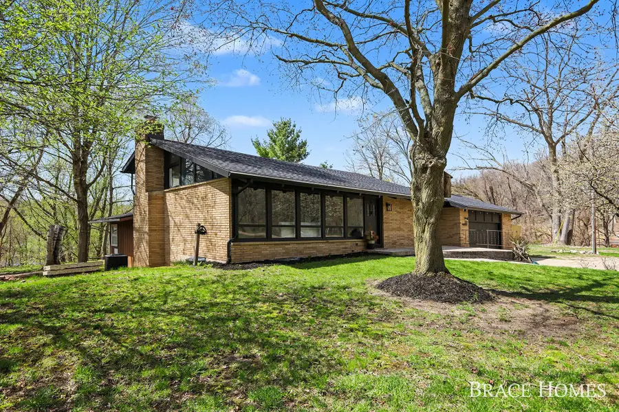 249 Thurman Street, Belding, MI 48809 - #2