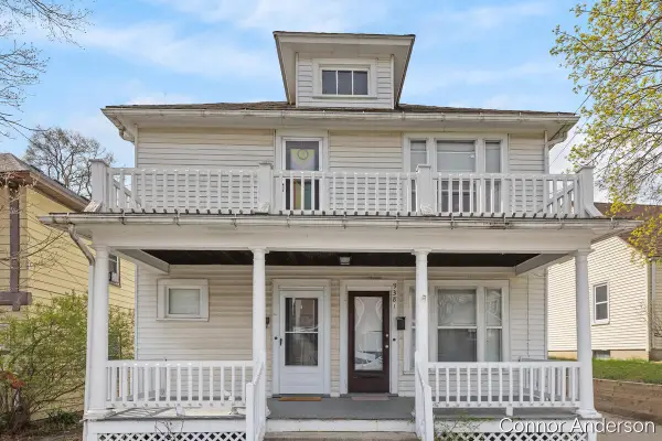 938 5th Street Nw, Grand Rapids, MI 49504