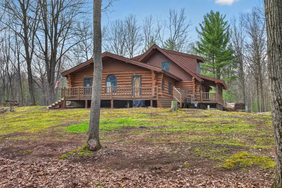 837 E Whitetail Drive, Midland, MI 48640 - #3