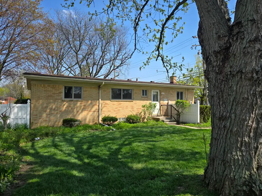 4203 Manor Avenue, Royal Oak, MI 48073 - #3