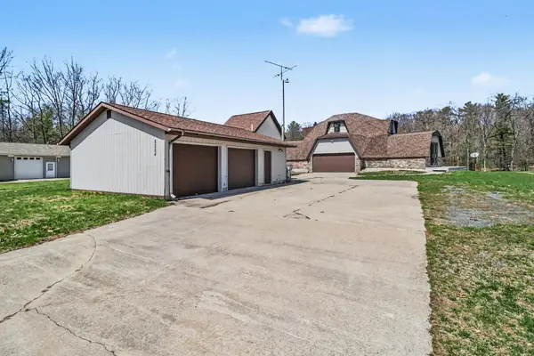 8284 W Lake Holiday Drive, Mears, MI 49436