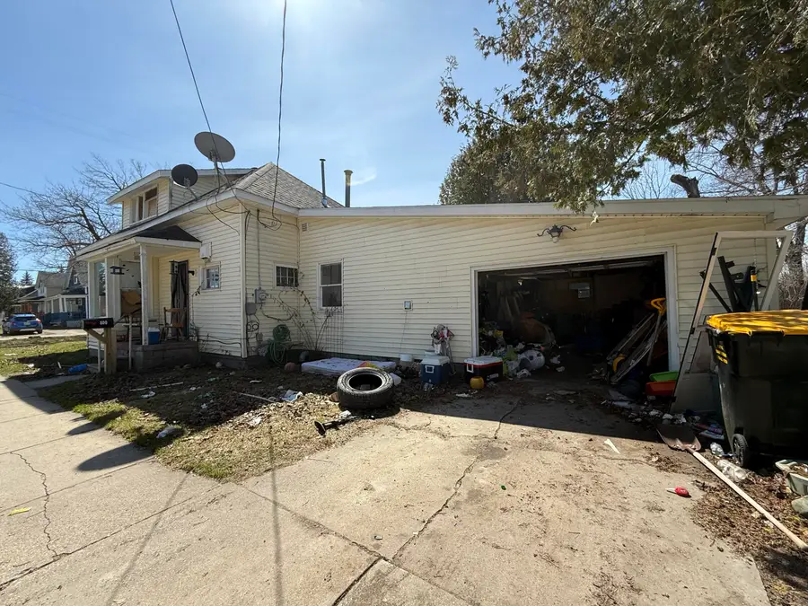 800 Division Street, Cheboygan, MI 49721 - #2