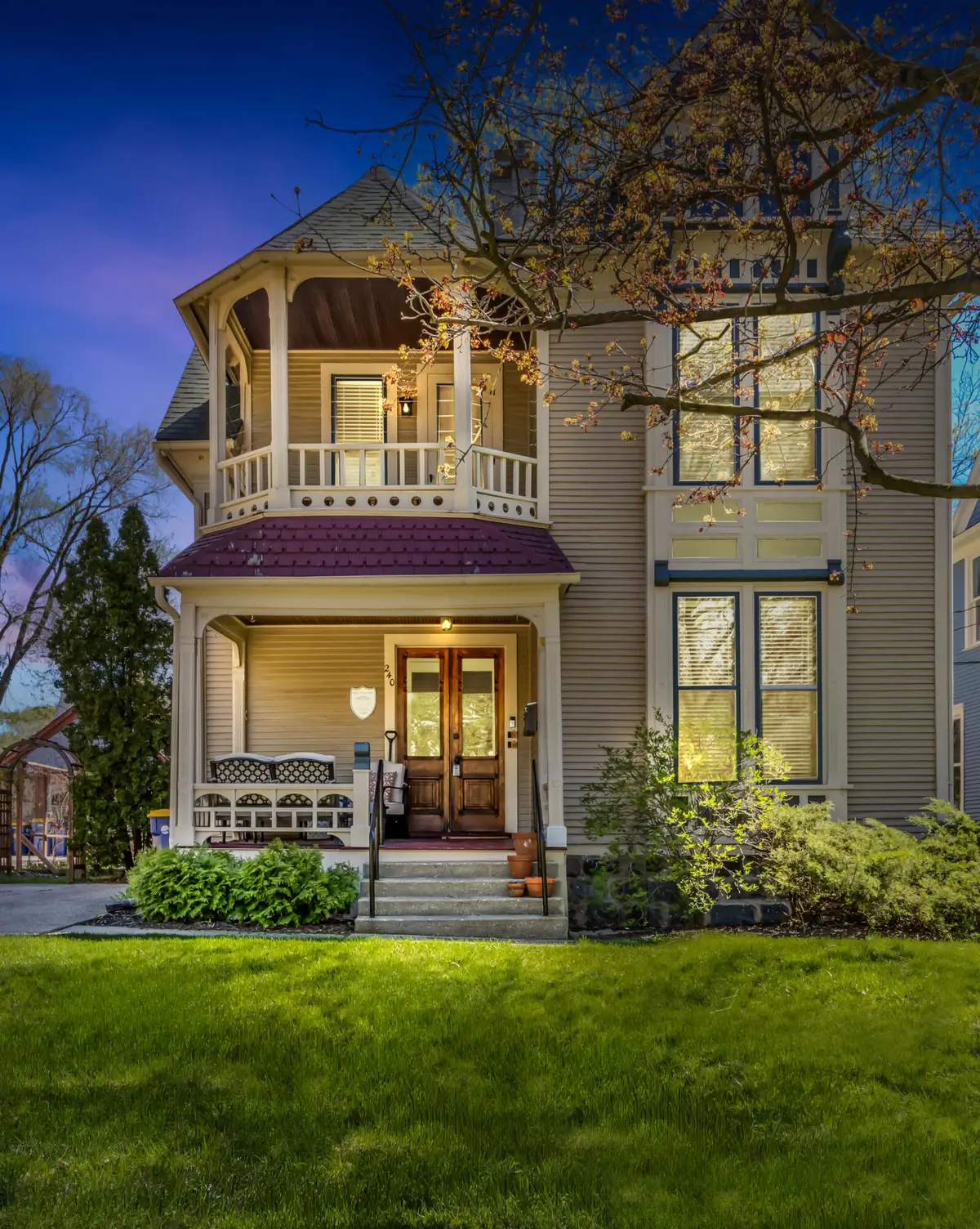 240 Union Avenue Se, Grand Rapids, MI 49503 - #1