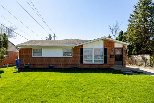 350 Hollywood Drive, Saline, MI 48176