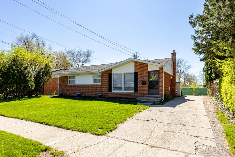 350 Hollywood Drive, Saline, MI 48176 - #2