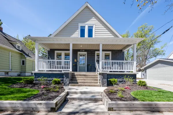 1718 S State Street, St. Joseph, MI 49085