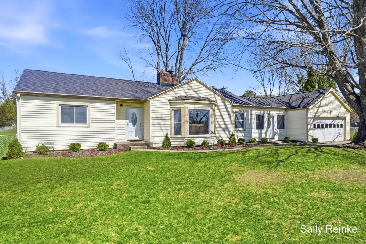4815 Cannonsburg Road Ne, Belmont, MI 49306 - #1