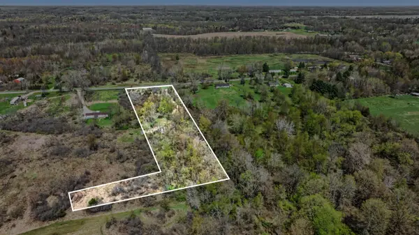 37103 Cr 390, Gobles, MI 49055