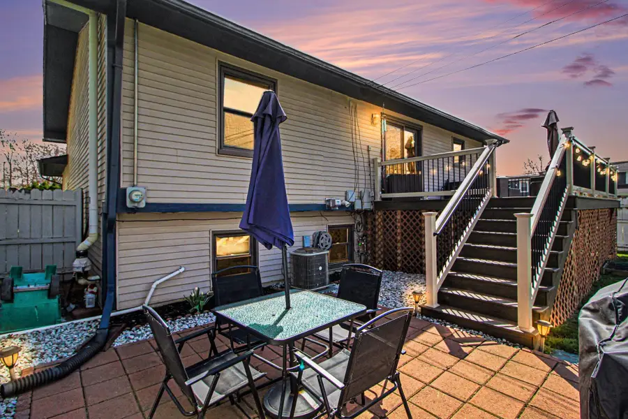 1607 Brookline Street, Canton, MI 48187 - #3