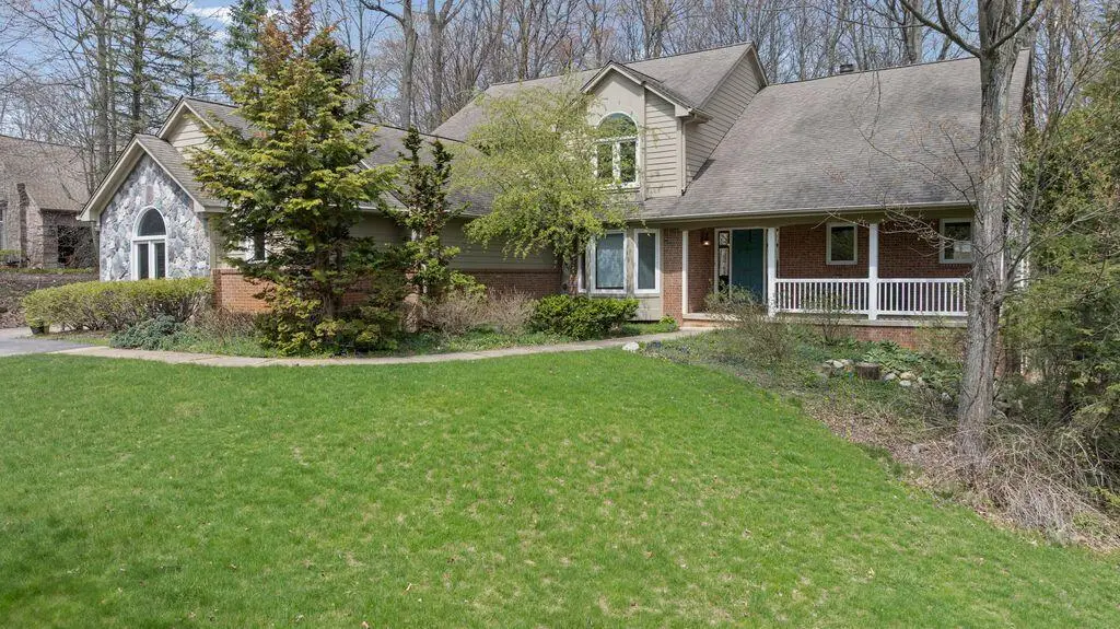 5990 Lynne Hollow Drive, Commerce Township, MI 48382 - #1