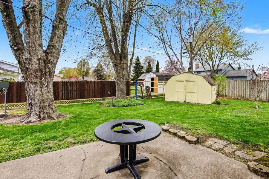 3986 Washington Avenue, Saint Joseph, MI 49085 - #3