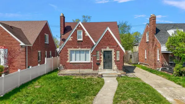 18915 Steel Street, Detroit, MI 48235