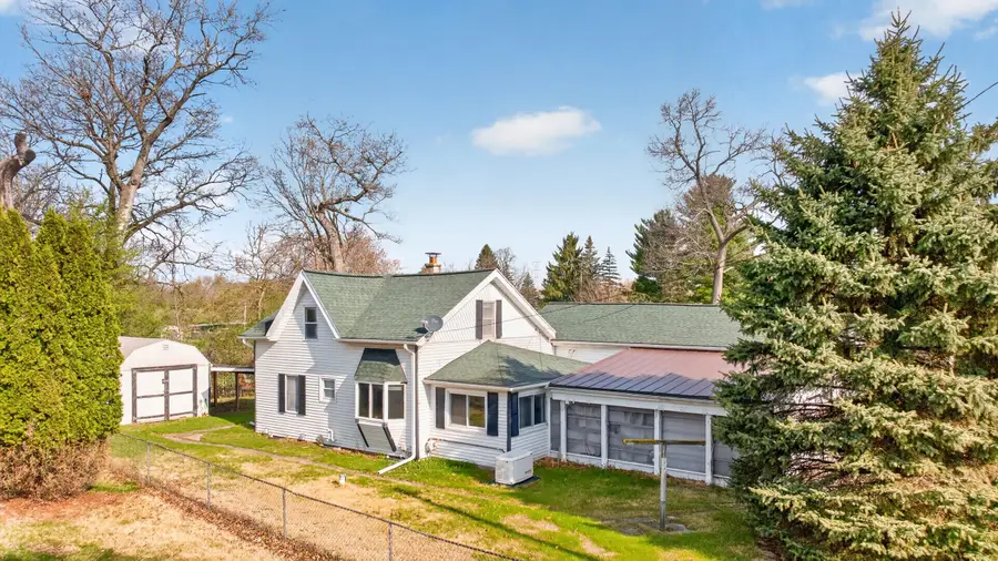 325 Ackerson Lake Drive, Jackson, MI 49201 - #2