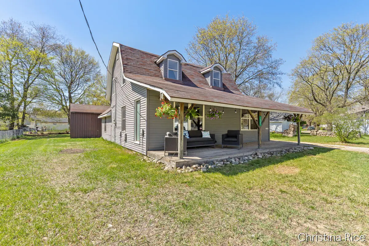 1007 N 4th Street, Greenville, MI 48838 - #1