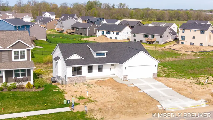 11767 Everett Avenue, Allendale, MI 49401 - #3
