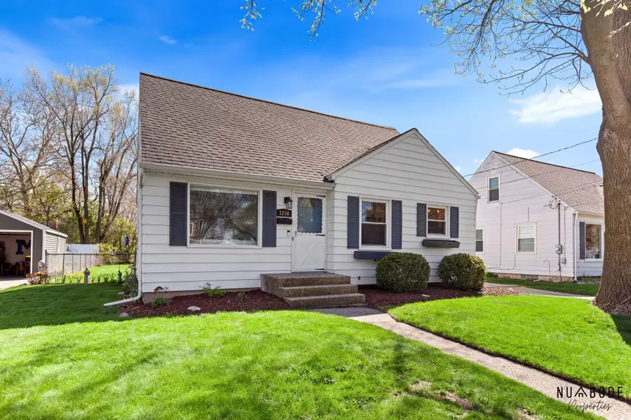 1256 Kelsey Street Ne, Grand Rapids, MI 49505 - #3