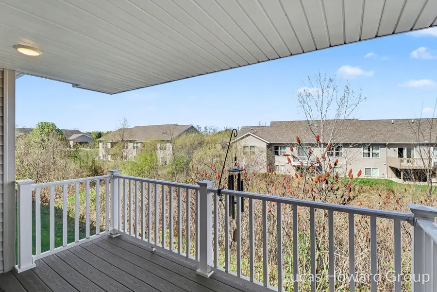 1249 S Village Circle, Kalamazoo, MI 49009 - #2