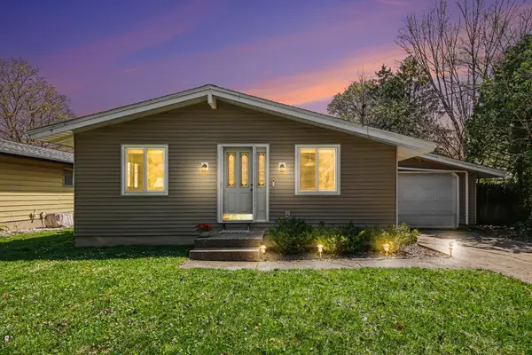 1036 Westmoor Drive Nw, Grand Rapids, MI 49504